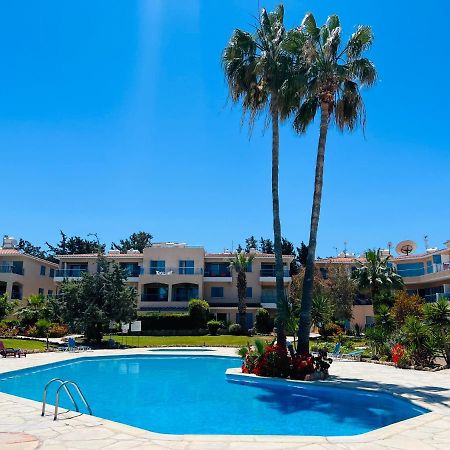 Golden Palms Paradise Garden Paphos Exterior foto